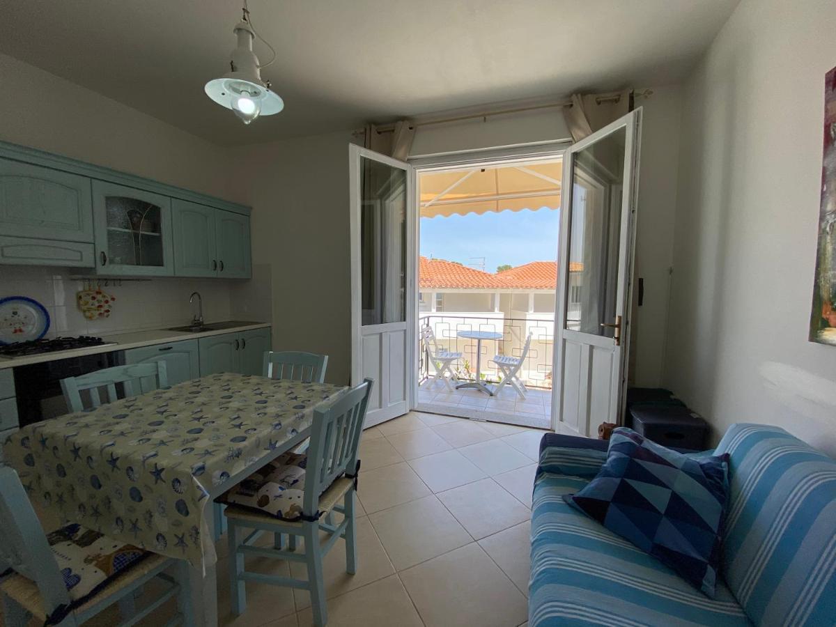 Sabrina Apartments Porto Pino Kültér fotó