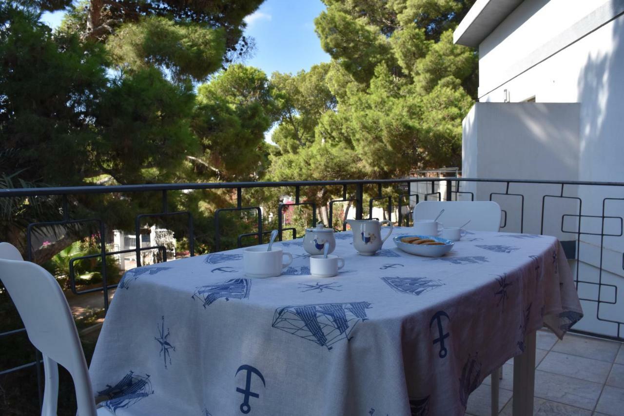 Sabrina Apartments Porto Pino Kültér fotó